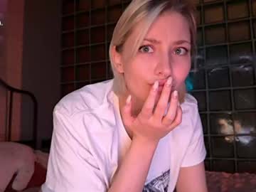 alexa_novak