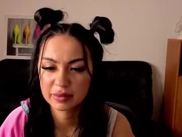 amina_yangelkis