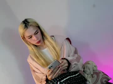 bellafucks1