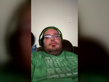 damonlovesmenfeet28