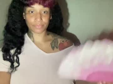 jenni_cash