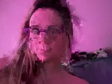 kinkykitty1997