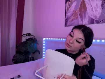 luvlyveronica