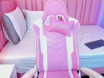 mia_poppy