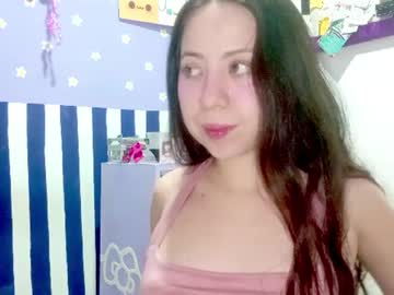 petiteivoryqueen