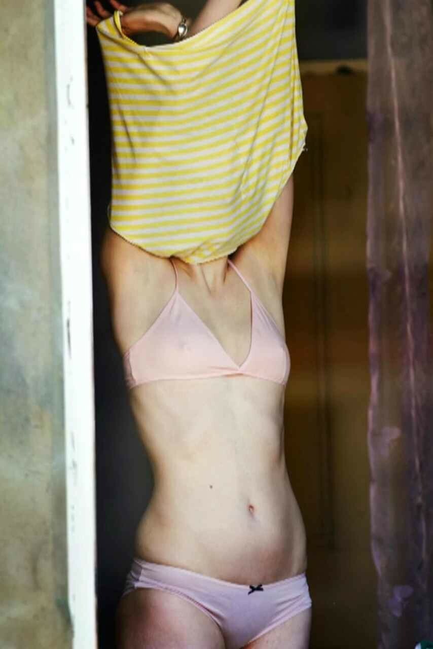Hannah Murray Skins British TV Show Sexy Girl — 8