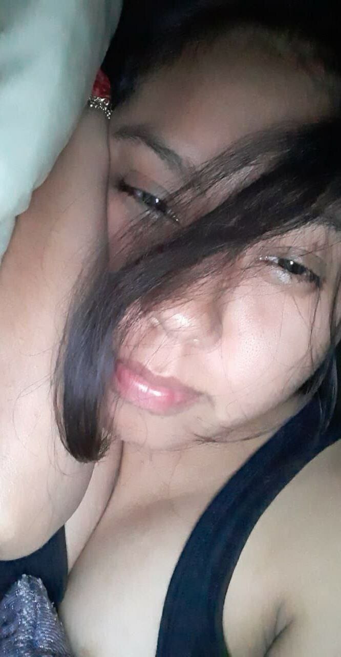 I wanna lick her face, while cumming in her pussy — 12