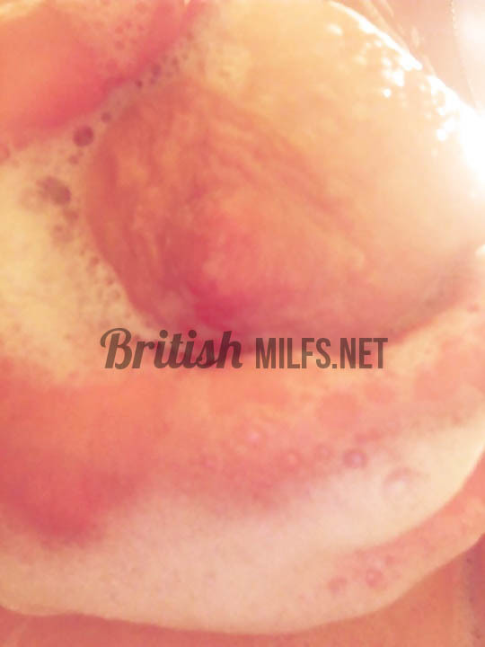 Fat arsed redhead british milf - bbw ginger mature — 18