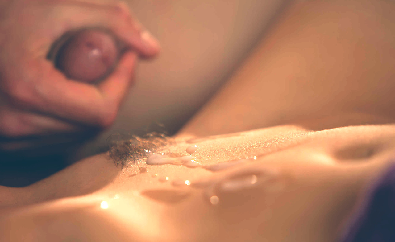 stomach cumshot — 31