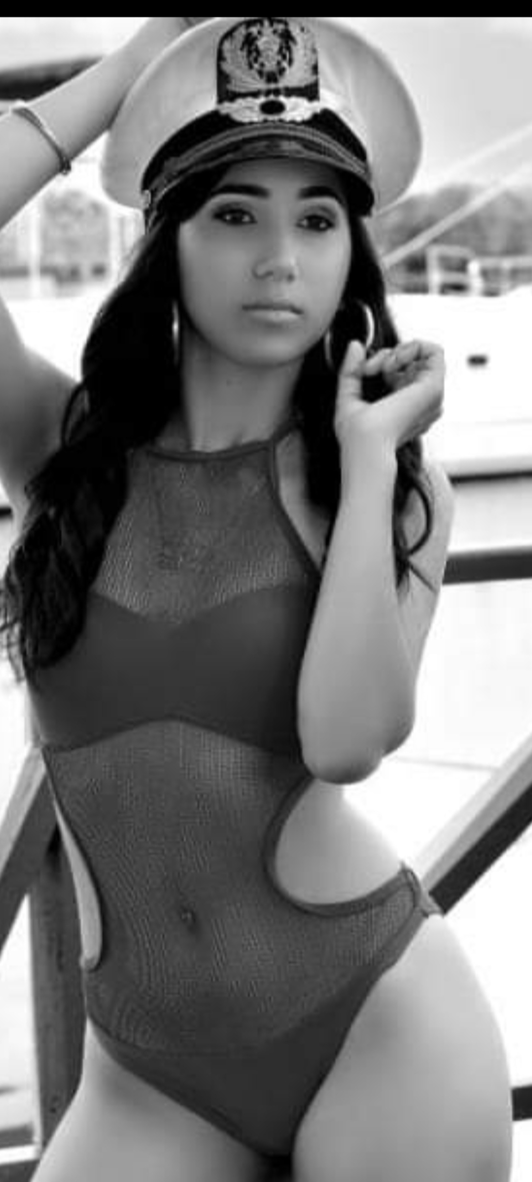 Celebrity wife and friends expose — 9